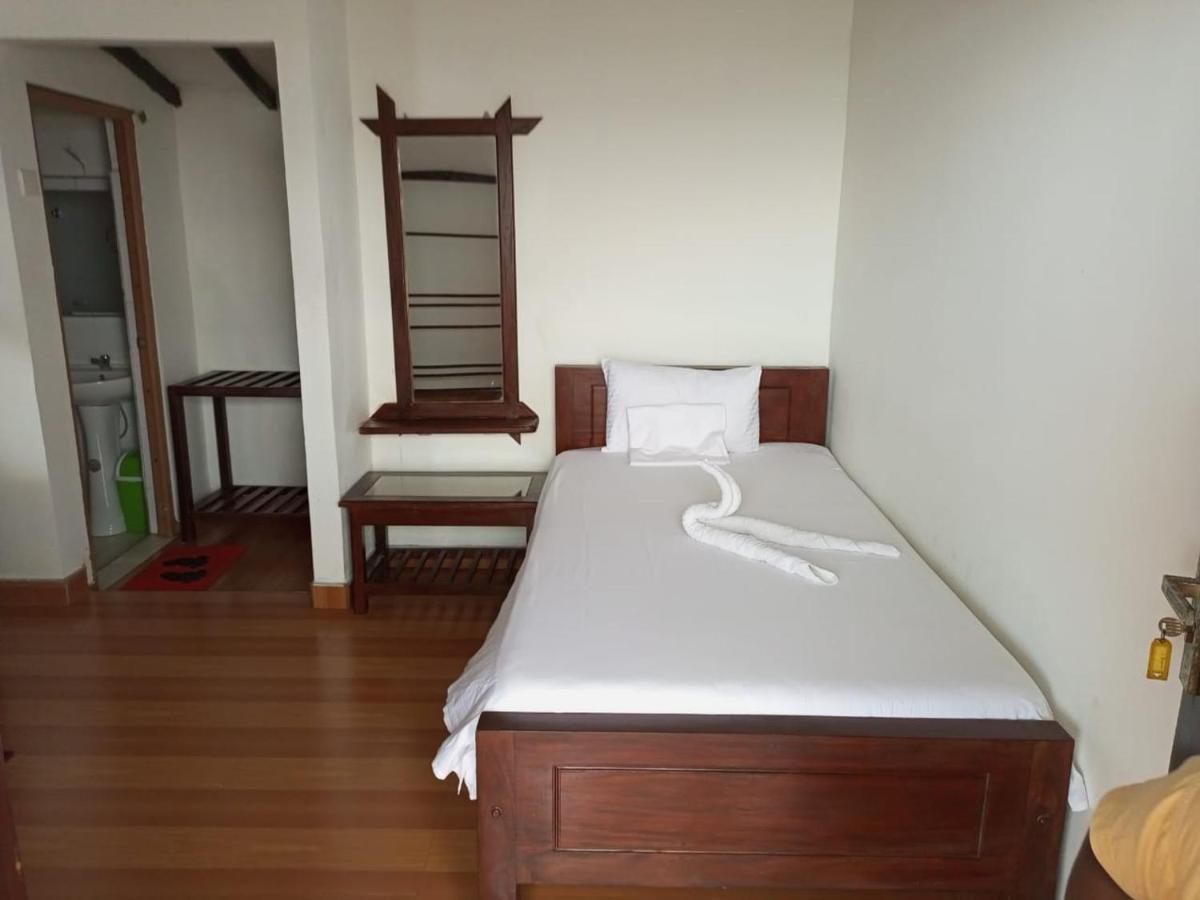 Hotel Rainbow Surf Beach Koggala Zewnętrze zdjęcie