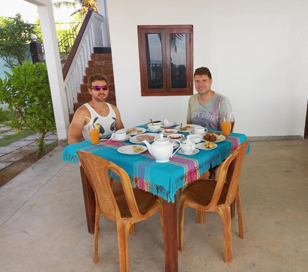 Hotel Rainbow Surf Beach Koggala Zewnętrze zdjęcie